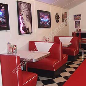 red and white V backrest american 50s diner booth couches and table set, back to back doubleside red 1950s american diner booth couches and table set furniture M-8149-1950s retro diner booth table set M-8149